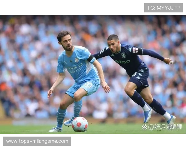利物浦中前场在比赛中展现出极佳配合 利物浦中前场在比赛中展现出极佳配合